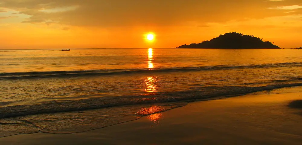 Enjoy sunset in Goa